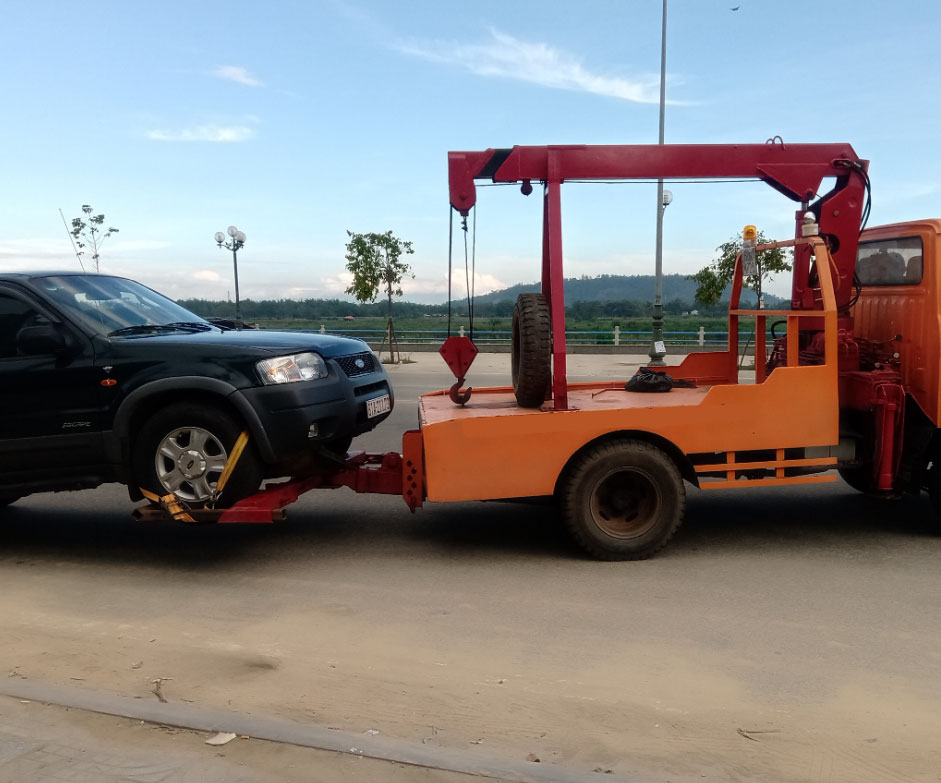 Cứu hộ xe gặp nạn tại Yên Khánh, Ninh Bình - 15 phút có mặt ngay